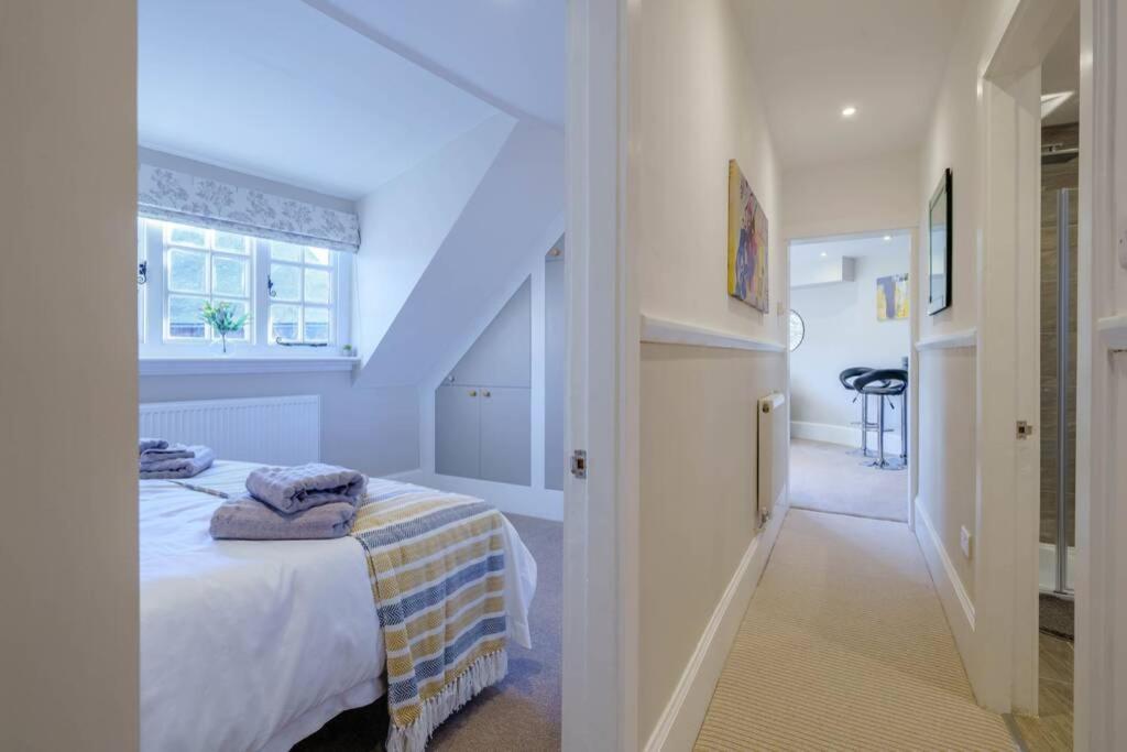 Upper Thames & Lower Thames - Stunning Apartments ヘンリー・オン・テムズ エクステリア 写真