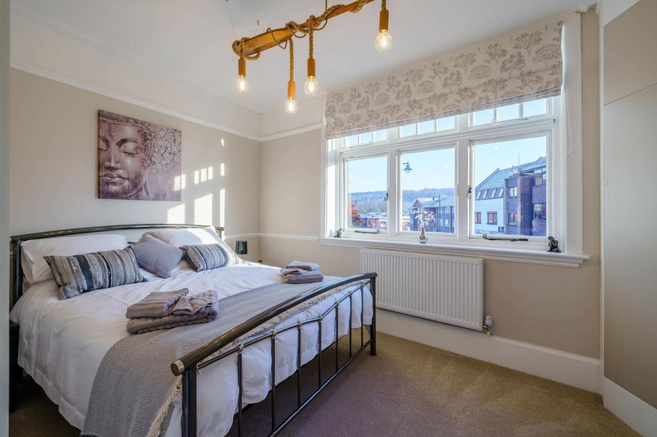 Upper Thames & Lower Thames - Stunning Apartments ヘンリー・オン・テムズ エクステリア 写真